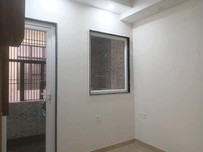 Bedroom Image of 756 Sq.ft 2 BHK Builder Floor for sale in Paschim Vihar New Delhi for Rs. 13800000