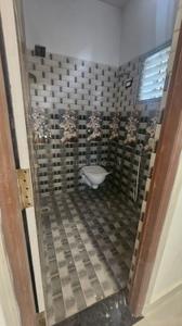 Bathroom Image of 800 Sq.ft 2 BHK Independent House for rent in Ramkrishan Nagar Patna for Rs. 11500