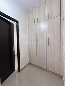 Bedroom Image of 2500 Sq.ft 4.5 BHK Villa for rent in Amrapali Dream Valley, Noida Extension Greater Noida for Rs. 40000