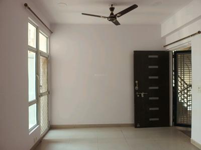Living Room Image of 840 Sq.ft 2 BHK Apartment / Flat for sale in Gaurs Sanskriti Vihar 10th Avenue, Noida Extension Greater Noida for Rs. 8200000