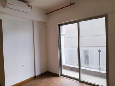 Bedroom Image of 1100 Sq.ft 3 BHK Apartment / Flat for rent in Gera Planet of Joy Project II, Upper Kharadi Pune for Rs. 48000