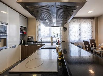 Kitchen Image of 2790 Sq.ft 4 BHK Apartment / Flat for sale in H Rishabraj Trident, Andheri West Mumbai for Rs. 98500000