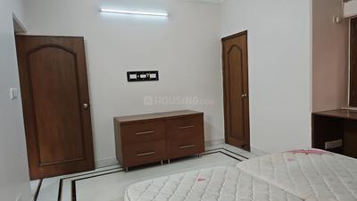 Bedroom Image of 2350 Sq.ft 4 BHK Apartment / Flat for sale in DDA Flats Sarita Vihar, Sarita Vihar New Delhi for Rs. 34800000