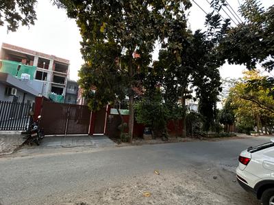 Image of 15000 Sq.ft 7 BHK Independent House for sale in DLF City Phase 1, DLF Phase 1, Gurgaon for Rs. 150000000