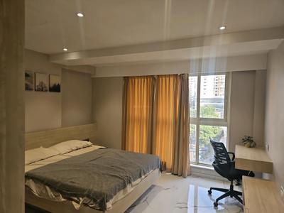 Bedroom Image of 1200 Sq.ft 3 BHK Apartment / Flat for sale in Akruti Kalaya Tower, Prabhadevi Mumbai for Rs. 60000000