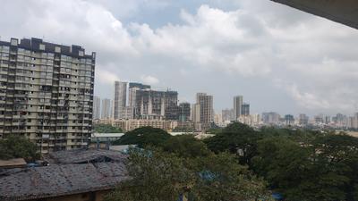Image of 1200 Sq.ft 3 BHK Apartment / Flat for rent in Raheja Ridgewood, Goregaon East, Mumbai for Rs. 130000