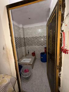 Bathroom Image of 810 Sq.ft 2 BHK Independent House for sale in Kalu Sarai New Delhi for Rs. 10000000
