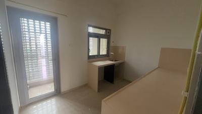 Kitchen Image of 2100 Sq.ft 3 BHK Apartment / Flat for rent in Piramal Mahalaxmi Central Tower 2, Worli Mumbai for Rs. 311000