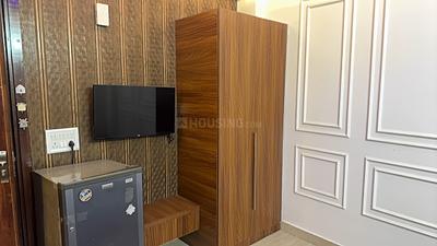 Bedroom Image of 540 Sq.ft 1 RK Apartment / Flat for rent in Sector 43 Gurgaon for Rs. 20000