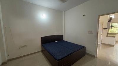 Bedroom Image of 700 Sq.ft 1 BHK Builder Floor for rent in Sector 57 Gurgaon for Rs. 25000