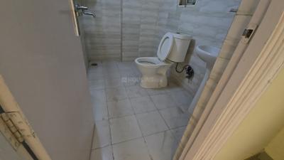 Bathroom Image of 1440 Sq.ft 3 BHK Apartment / Flat for sale in Panchsheel Hynish, Noida Extension Greater Noida for Rs. 12500000