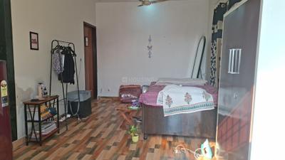 1 RK Independent Builder Floor