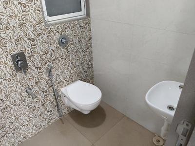 Bathroom Image of 385 Sq.ft 1 BHK Apartment / Flat for sale in HS Samarpan, Ghatkopar East Mumbai for Rs. 9400000