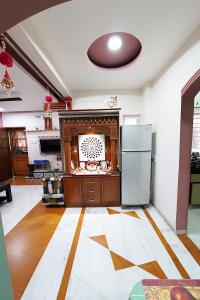 Hall Image of 990 Sq.ft 2 BHK Apartment / Flat for sale in Satellite Ahmedabad for Rs. 8500000