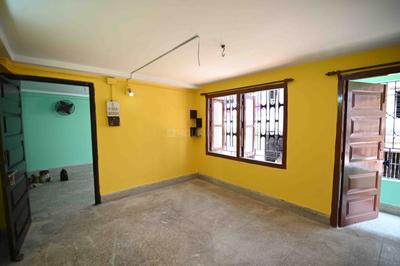 Hall Image of 700 Sq.ft 2 BHK Independent House for rent in Sealdah Kolkata for Rs. 18000