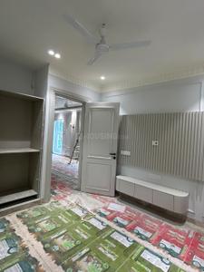 Bedroom Image of 1400 Sq.ft 3 BHK Builder Floor for rent in Swaraj Homes Saini Enclave RWA, Karkardooma New Delhi for Rs. 50000
