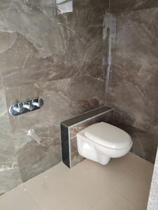 Satvan Bellevue Common Bathroom 3