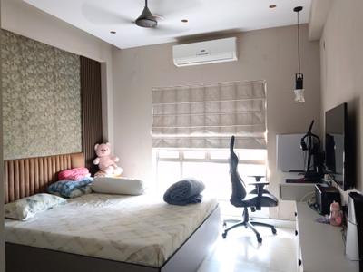 Bedroom Image of 1720 Sq.ft 3 BHK Apartment / Flat for sale in Srijan Ozone Phase II by Srijan Realty Pvt. Ltd., Kamalgazi Kolkata for Rs. 17200000