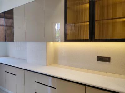 Kitchen Image of 550 Sq.ft 1 RK Builder Floor for rent in DLF Siris Estate, DLF Phase 3 Gurgaon for Rs. 21000