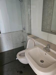 Common Bathroom Image of 1300 Sq.ft 3 BHK Apartment / Flat for sale in Matunga East Mumbai for Rs. 72000000