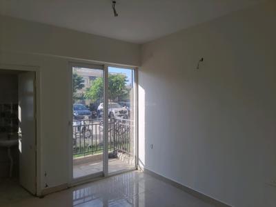 Bedroom Image of 740 Sq.ft 3 BHK Apartment / Flat for rent in Signature Global Golf Green by Signature Global, Sector 79 Gurgaon for Rs. 15000