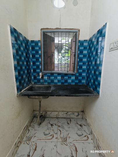 Tarulia, Keshtopur Kitchen 1