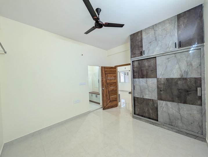 Hsr club residency Bedroom 1