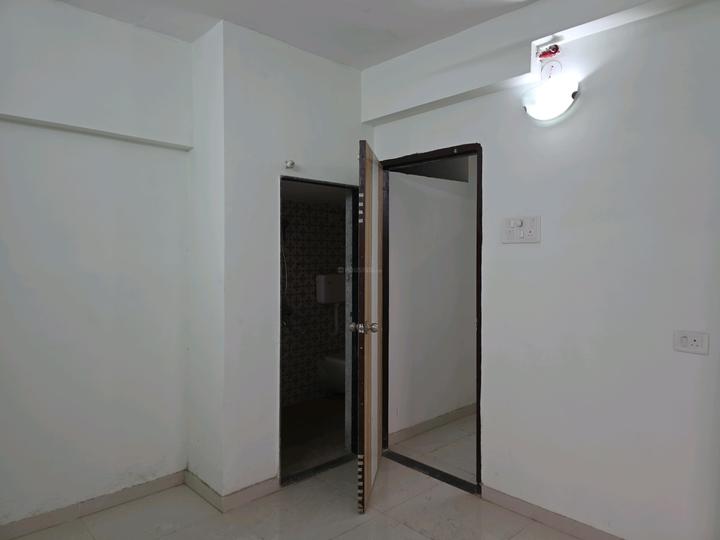 Shantee Sterling Heights Main Image 1