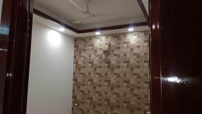 Bedroom Image of 1900 Sq.ft 3 BHK Builder Floor for rent in Preet Vihar New Delhi for Rs. 45000
