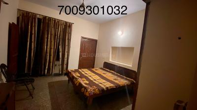 Hall Image of Sharma pg in Sector 32A, Ludhiana