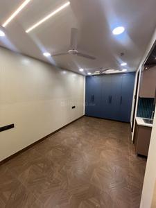 Bedroom Image of 360 Sq.ft 1 BHK Builder Floor for rent in Shalimar Bagh New Delhi for Rs. 16000