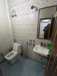 Image of 950 Sq.ft 2 BHK Builder Floor for rent in Ramesh Nagar, New Delhi for Rs. 28000