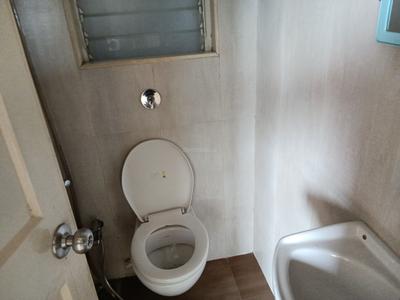 Bathroom Image of 577 Sq.ft 1 BHK Apartment / Flat for sale in Vijay Orovia Phase 1, Hiranandani Estate Thane for Rs. 7500000