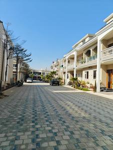 Image of 1152 Sq.ft 4 BHK Villa for sale in Maple Home, Preet Colony, Zirakpur for Rs. 16500000