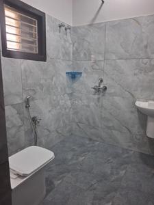 Bathroom Image of 2000 Sq.ft 2 BHK Independent House for rent in Maruti Nagar Kakinada for Rs. 16000