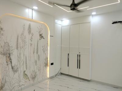 Bedroom Image of 2200 Sq.ft 4 BHK Apartment / Flat for sale in CGHS Shakti Apartments, Sector 5 Dwarka New Delhi for Rs. 39500000
