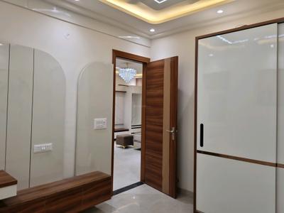 Bedroom Image of 1300 Sq.ft 4 BHK Apartment / Flat for sale in Sector 15 Dwarka New Delhi for Rs. 13500000