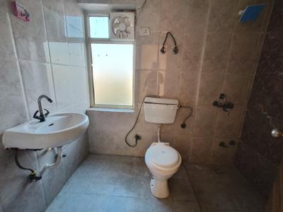 Bathroom Image of 1715 Sq.ft 3 BHK Apartment / Flat for rent in Pardesi Ushay Tower, Kundli Sonipat for Rs. 22999