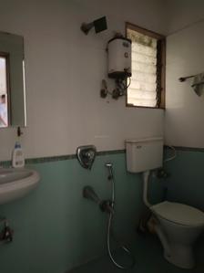 Bedroom Two Image of 750 Sq.ft 2 BHK Apartment / Flat for sale in Powai Mumbai for Rs. 18500000