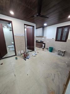Bedroom Image of 900 Sq.ft 2 BHK Builder Floor for rent in Lajpat Nagar New Delhi for Rs. 45200