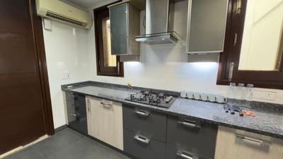 Kitchen Image of 2925 Sq.ft 4 BHK Builder Floor for rent in Hauz Khas New Delhi for Rs. 330000