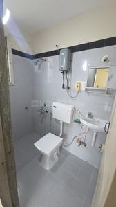 Image of 900 Sq.ft 2 BHK Apartment / Flat for rent in Kandivali West, Mumbai for Rs. 45000