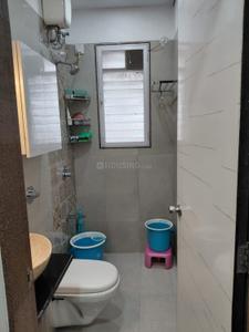 Bathroom Image of 925 Sq.ft 2 BHK Apartment / Flat for sale in Pearl Crest, Dadar East Mumbai for Rs. 46500000