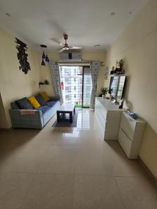 Living Room Image of 750 Sq.ft 2 BHK Apartment / Flat for rent in Raheja Reflections, Kandivali East Mumbai for Rs. 59000