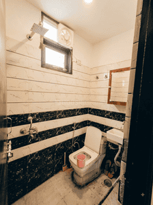 Image of 720 Sq.ft 2 BHK Builder Floor for sale in Aya Nagar, New Delhi for Rs. 4000000