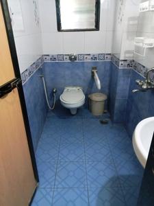 Common Bathroom Image of 550 Sq.ft 1 BHK Apartment / Flat for sale in Romell Allan Villa, Santacruz East Mumbai for Rs. 13900000