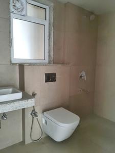 Common Bathroom Image of 691 Sq.ft 2 BHK Apartment / Flat for rent in Runwal Sanctuary, Mulund West Mumbai for Rs. 58500