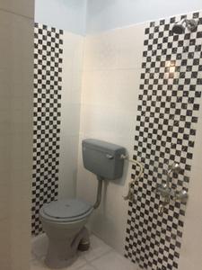 Bathroom Image of 700 Sq.ft 2 BHK Builder Floor for rent in Wilson Garden Bengaluru for Rs. 28000