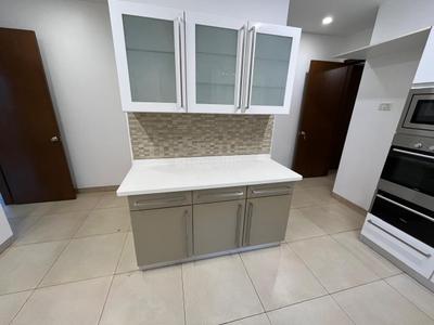 Bedroom Image of 6500 Sq.ft 4.5 BHK Independent House for rent in Injambakkam Chennai for Rs. 265000