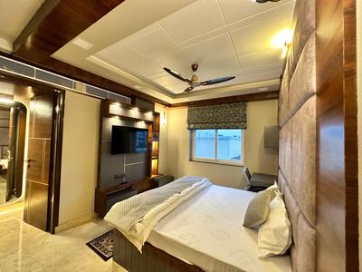 Bedroom Image of 2100 Sq.ft 3 BHK Apartment / Flat for sale in Raja Park Jaipur for Rs. 16000000